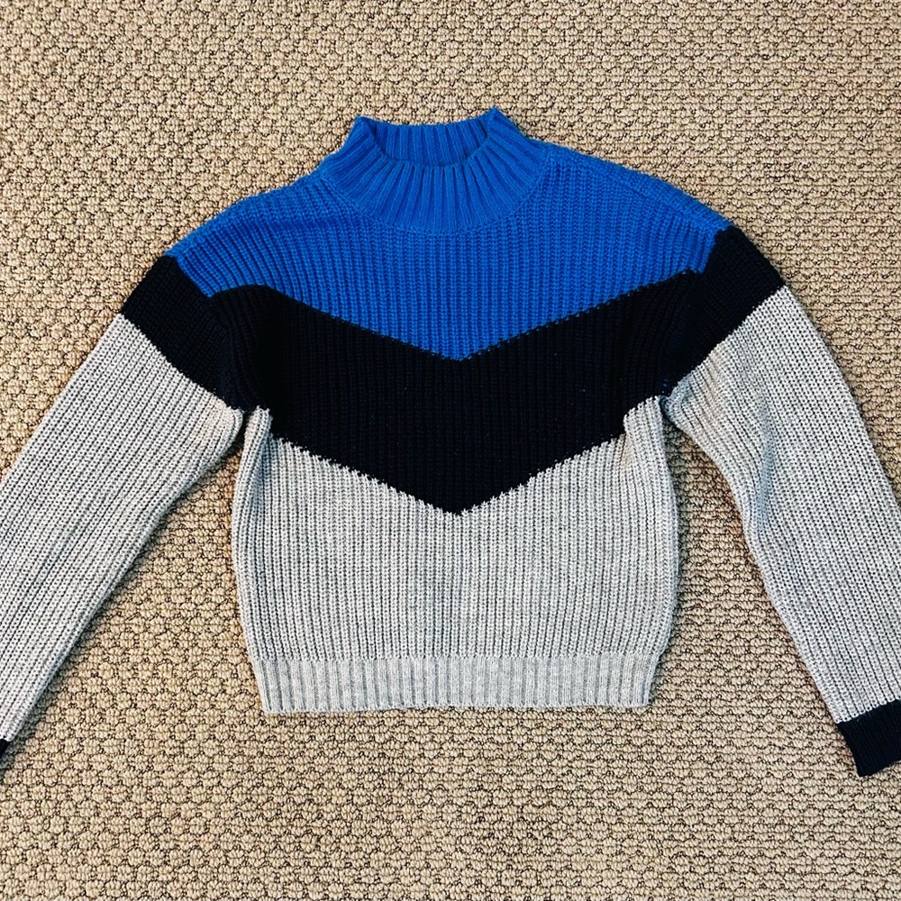 Colorblock Women's Sweater - Blue, Black, Gray